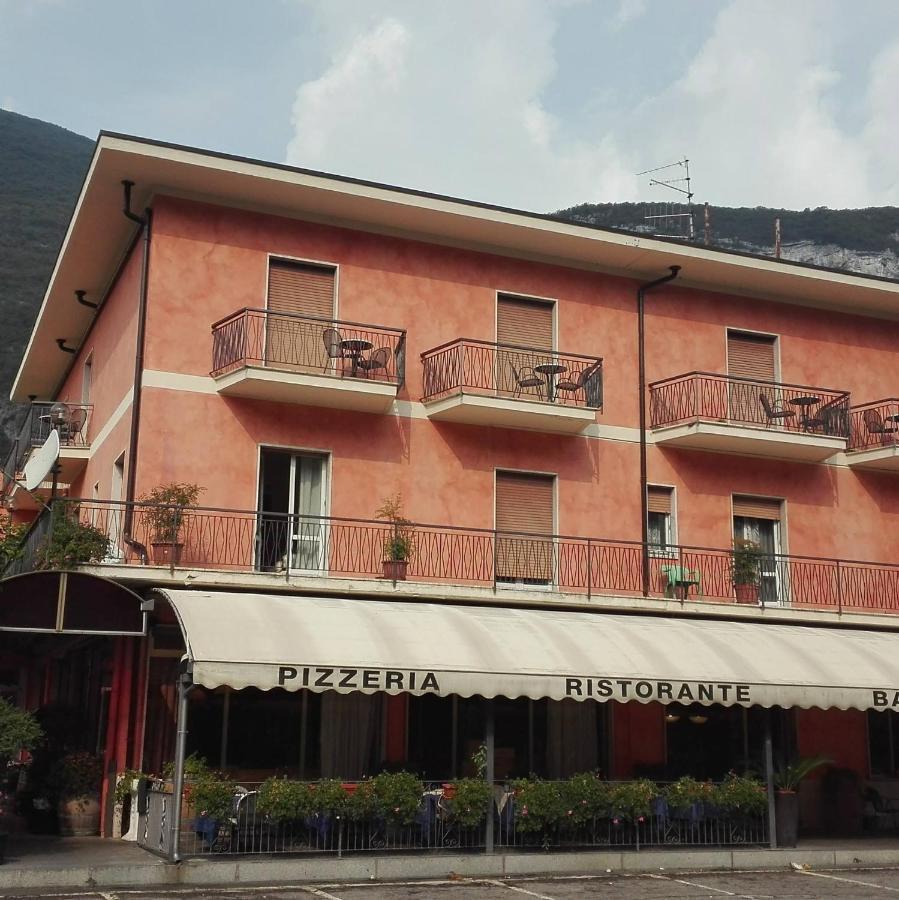 Hotel Belvedere Rivalta di Brentino Luaran gambar