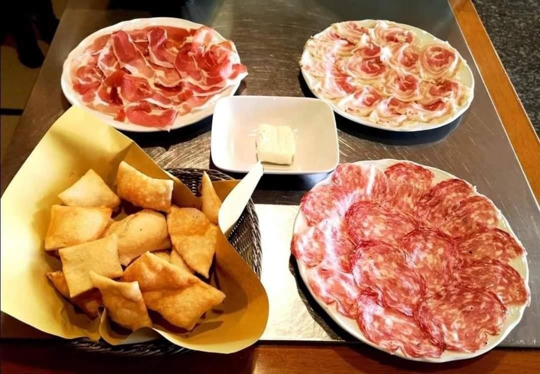 Hotel Belvedere Rivalta di Brentino Luaran gambar